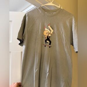 Men’s t shirt grey